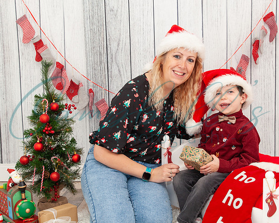 Arthur - Christmas mini photoshoot