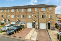 Beechtree Mews, Batley, WF17 8FE