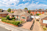 107 Dean Park Drive, BD11 1AW