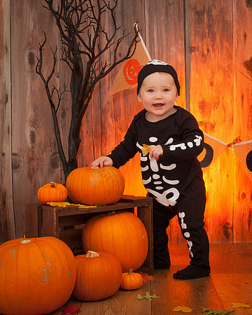 Charlie - My first Halloween Mini Session